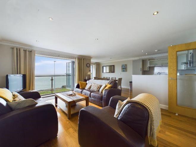 Cosy 3 Bedroom Apartment In Central Portrush With Sea Views מראה חיצוני תמונה